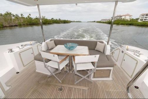 Azimut 50 Flybridge image