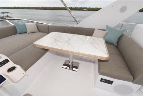 Azimut 50 Flybridge image