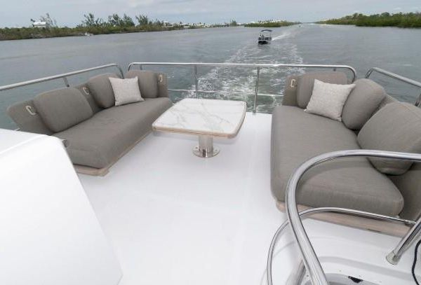 Azimut 50 Flybridge image