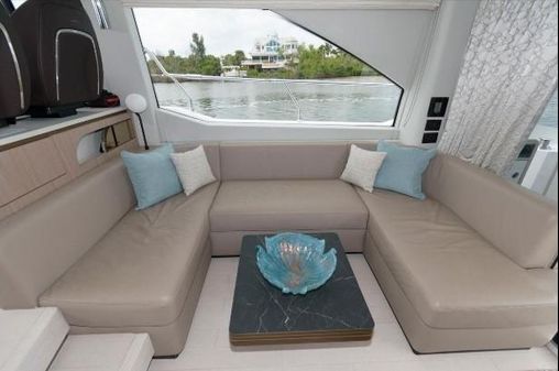 Azimut 50 Flybridge image