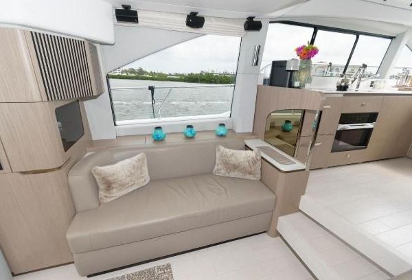 Azimut 50 Flybridge image