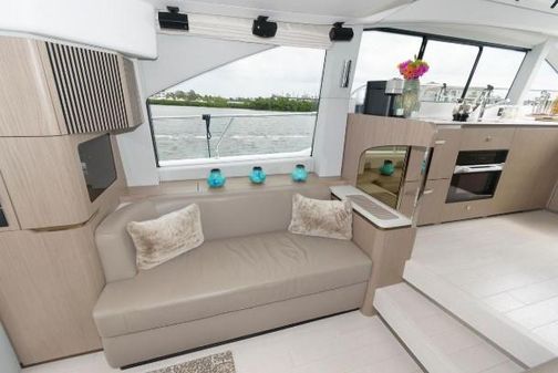 Azimut 50 Flybridge image