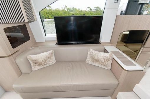 Azimut 50 Flybridge image