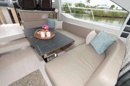 Azimut 50 Flybridge image