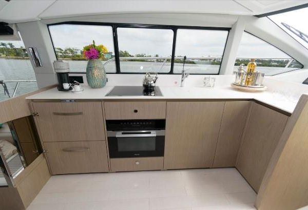 Azimut 50 Flybridge image