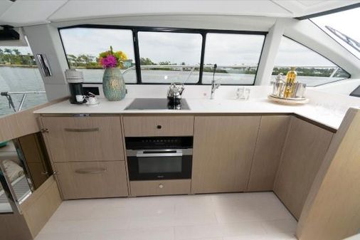 Azimut 50 Flybridge image