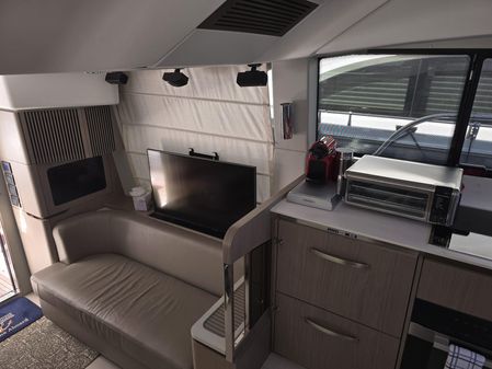 Azimut 50 Flybridge image