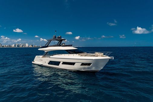 Ferretti Yachts 670 image