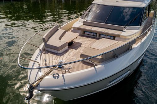 Ferretti Yachts 670 image