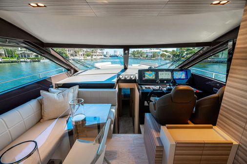 Ferretti Yachts 670 image