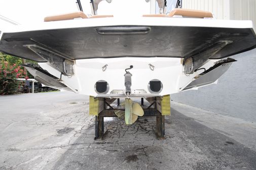 MasterCraft XT21 image