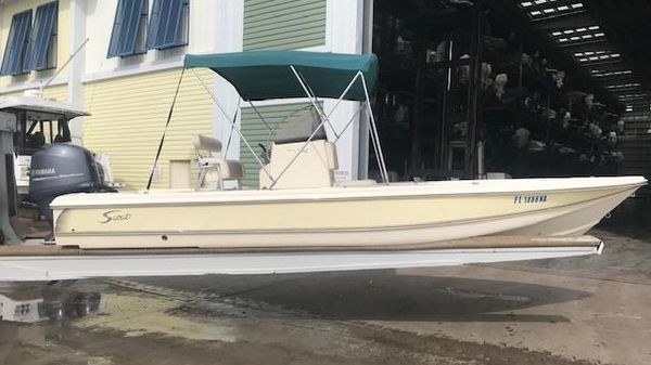 Scout 220 Bay Scout