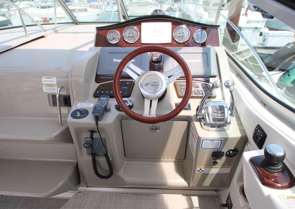 Sea-ray 330-SUNDANCER image