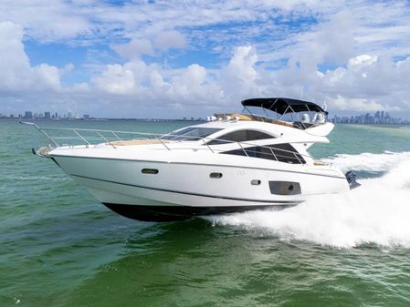 Sunseeker Manhattan 53 image