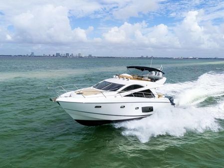 Sunseeker Manhattan 53 image