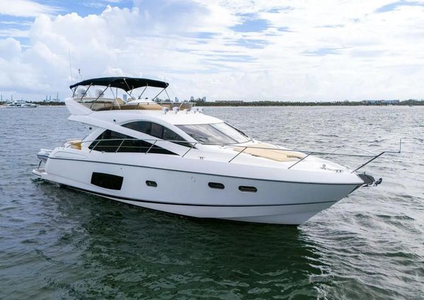 Sunseeker Manhattan 53 image