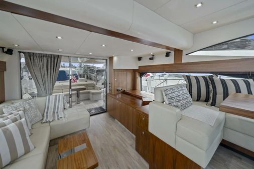 Sunseeker Manhattan 53 image