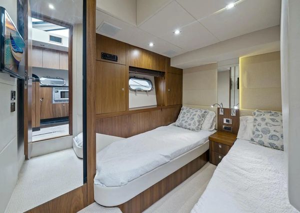 Sunseeker Manhattan 53 image