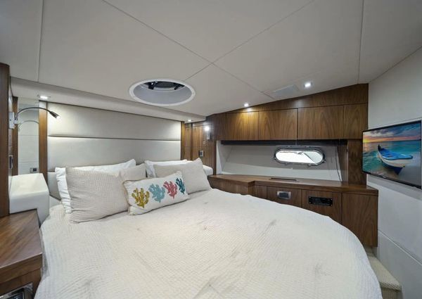 Sunseeker Manhattan 53 image