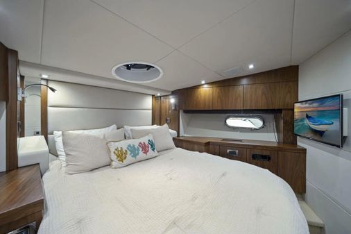 Sunseeker Manhattan 53 image