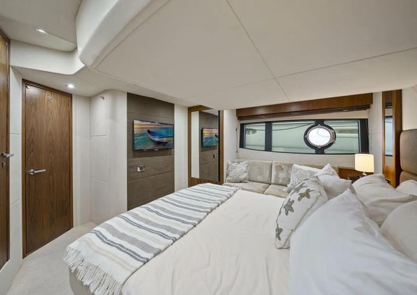 Sunseeker Manhattan 53 image