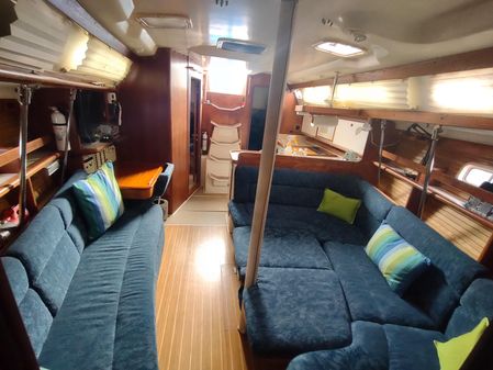 Catalina 380 image