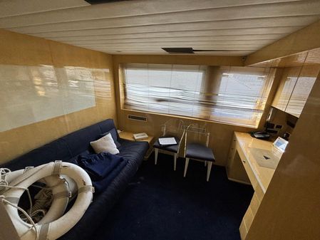 Benetti Azimut 90 Custom Fly image