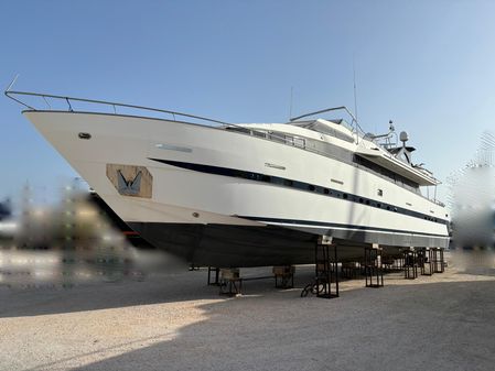 Benetti Azimut 90 Custom Fly image