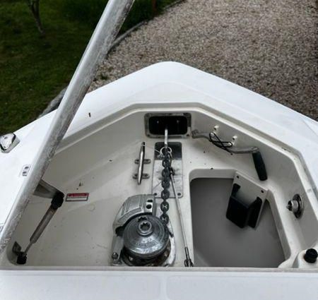 Boston-whaler 320-OUTRAGE image