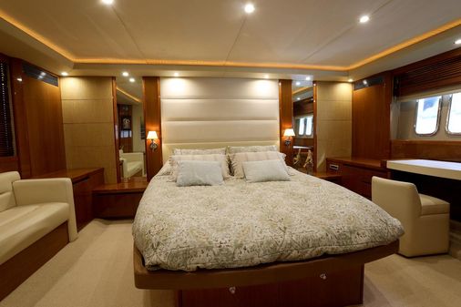 Princess Yachts V70 image