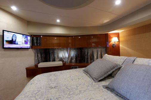 Princess Yachts V70 image