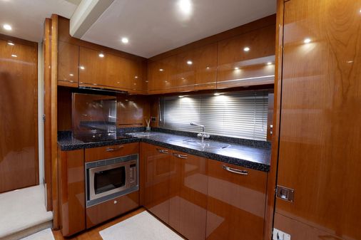 Princess Yachts V70 image