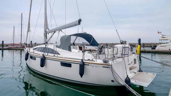 Bavaria Vision 42 