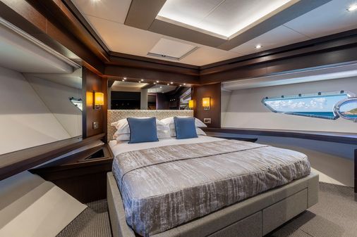 Sunseeker 86 Yacht image