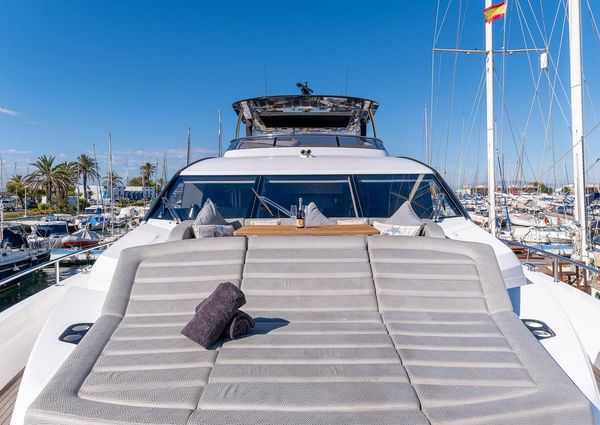 Sunseeker 86 Yacht image