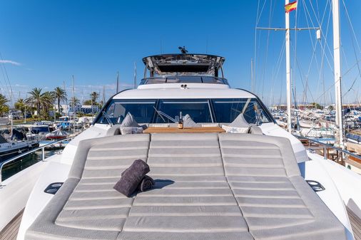 Sunseeker 86 Yacht image