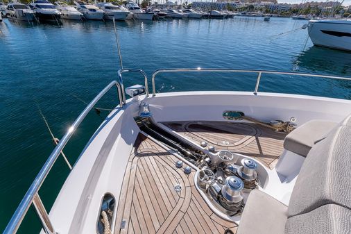 Sunseeker 86 Yacht image