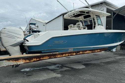 Boston Whaler 330 Outrage image