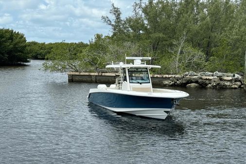 Boston Whaler 330 Outrage image