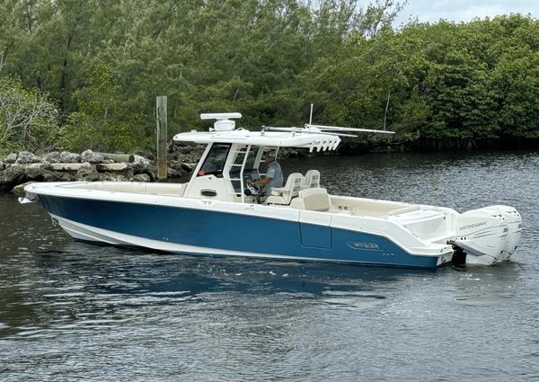 Boston Whaler 330 Outrage image