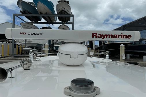 Boston Whaler 330 Outrage image