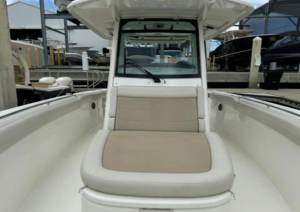 Boston Whaler 330 Outrage image