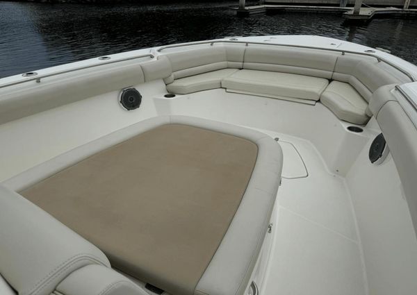 Boston Whaler 330 Outrage image