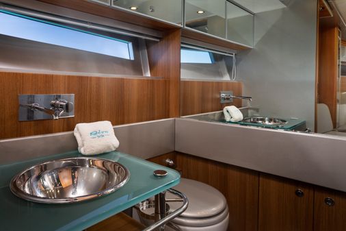 Riva 44 image