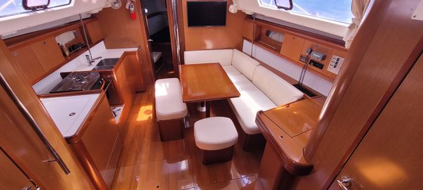 Beneteau Oceanis 43 image