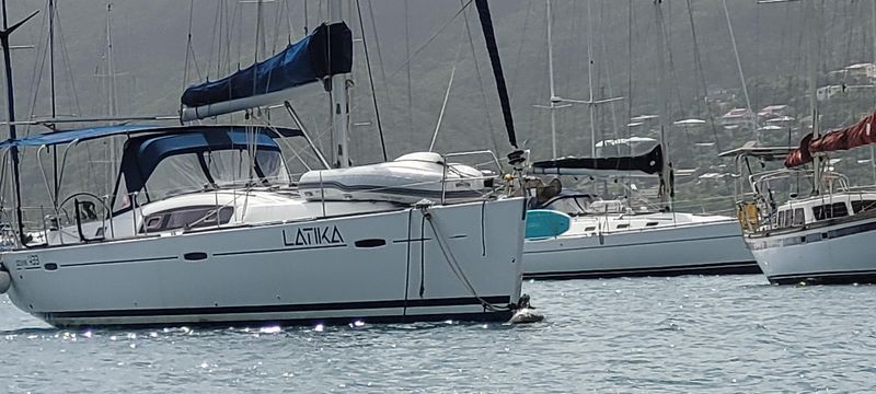 Beneteau Oceanis 43 - main image