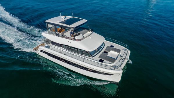 Fountaine-pajot MY-6 image