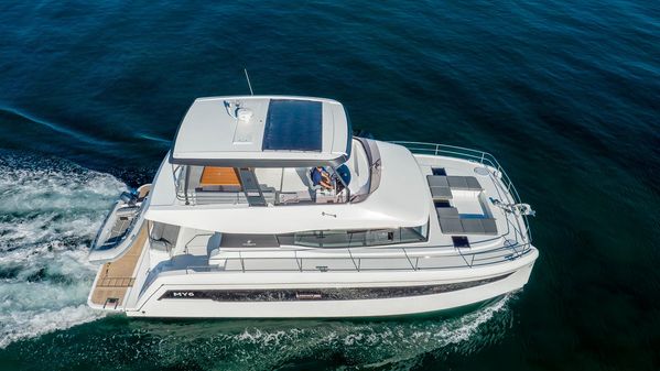 Fountaine-pajot MY-6 image