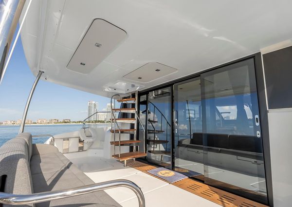 Fountaine-pajot MY-6 image