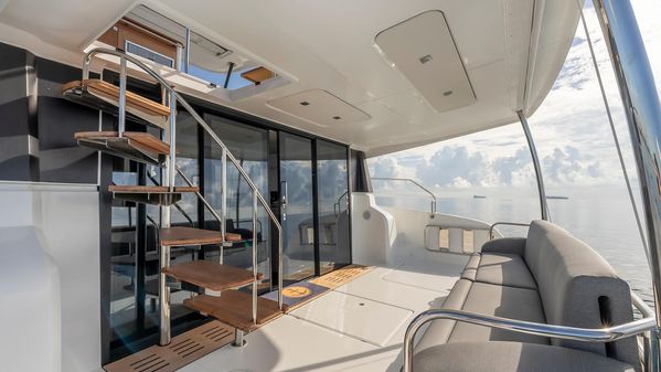 Fountaine-pajot MY-6 image